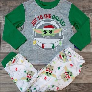 NWT Star Wars The Mandalorian Kids Matching Family Pajama Set Christmas Holiday